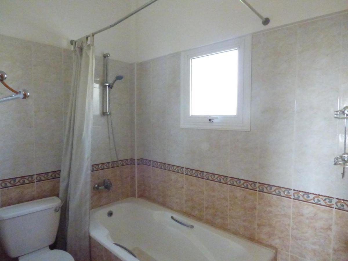 Villa Isabella: Coral Bay Beach, Seaview Peyia Ngoại thất bức ảnh